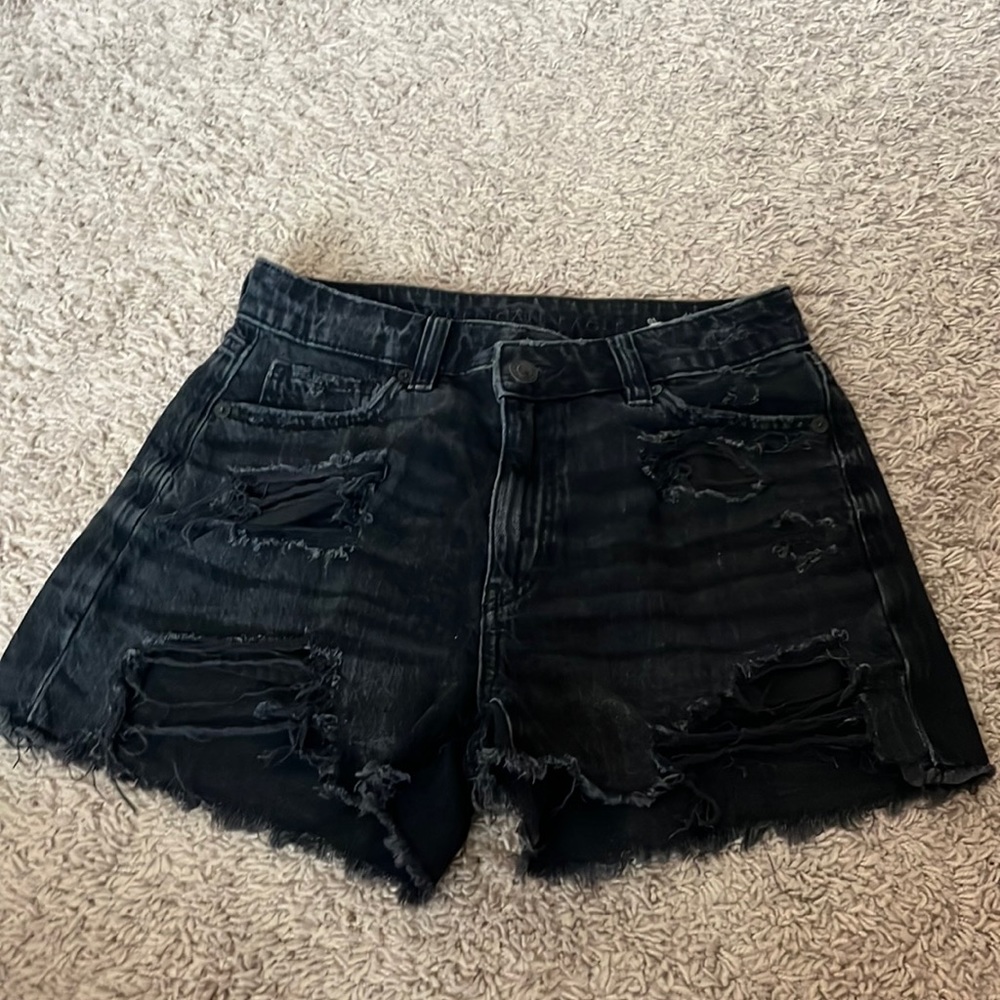 American Eagle comfort stretch black Mom jean shorts • Size 0
